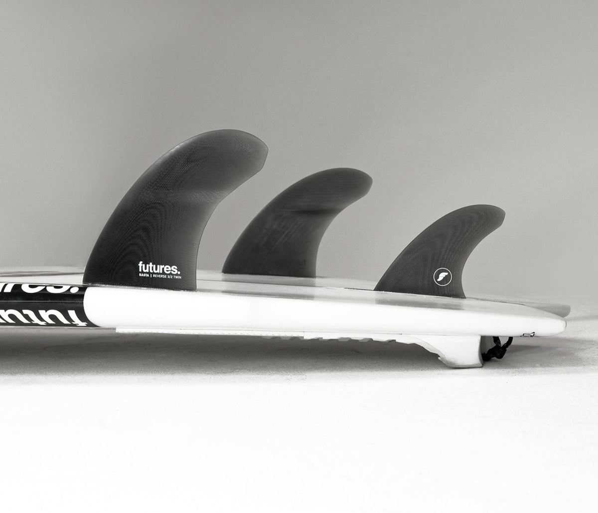futures REVERSE 3/2 RASTA 新品未使用 Rasta 3/2 Reverse Fiberglass Twin + 1 | Twin Fins | Futures